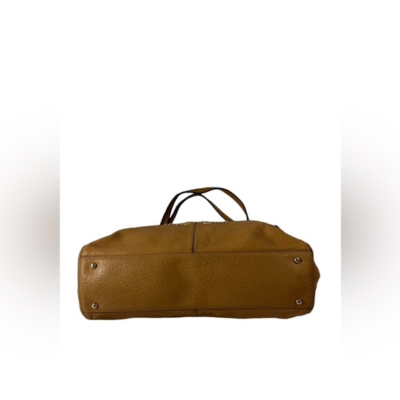 Genuine DAKS London tan leather studded  tote bag - Picture 6 of 13